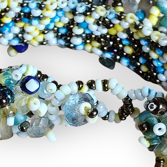 Multicolor Beaded Bracelet - Picture 4 of 7